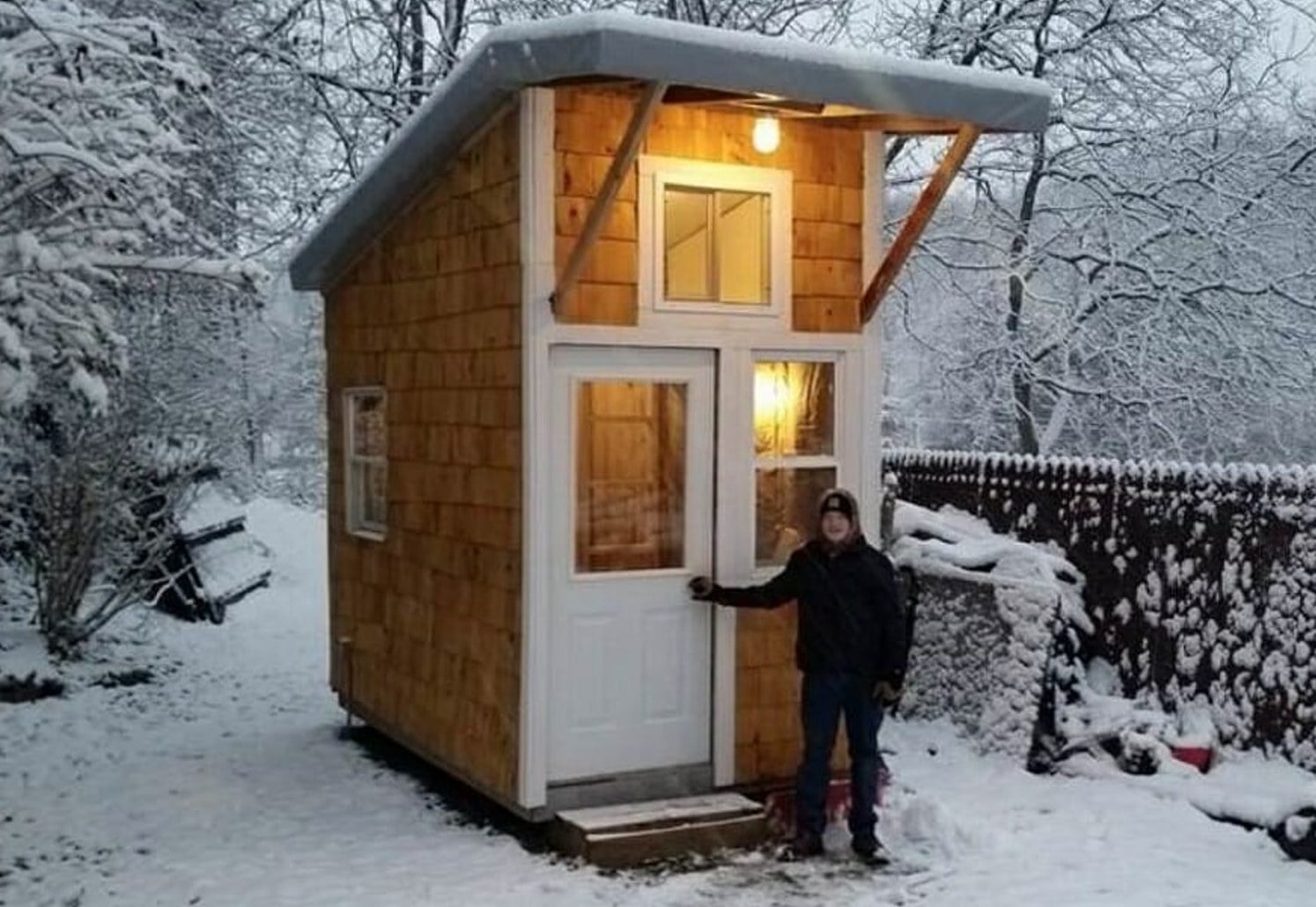 13-Yr-Old Boy Builds A Tiny House With Just $1,500, Look Inside_10