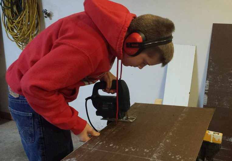 13-Yr-Old Boy Builds A Tiny House With Just $1,500, Look Inside_5
