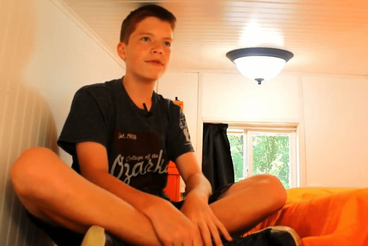 13-Yr-Old Boy Builds A Tiny House With Just $1,500, Look Inside_8