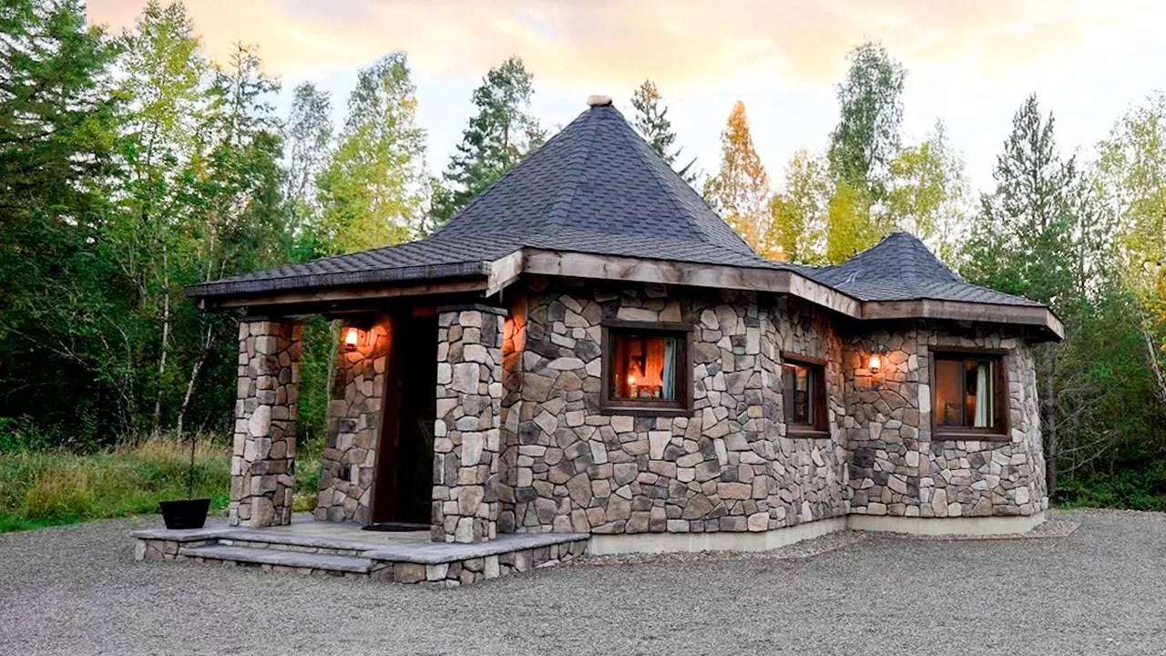 her-hut-is-a-replica-from-harry-potter-the-inside-is-spectacular-1