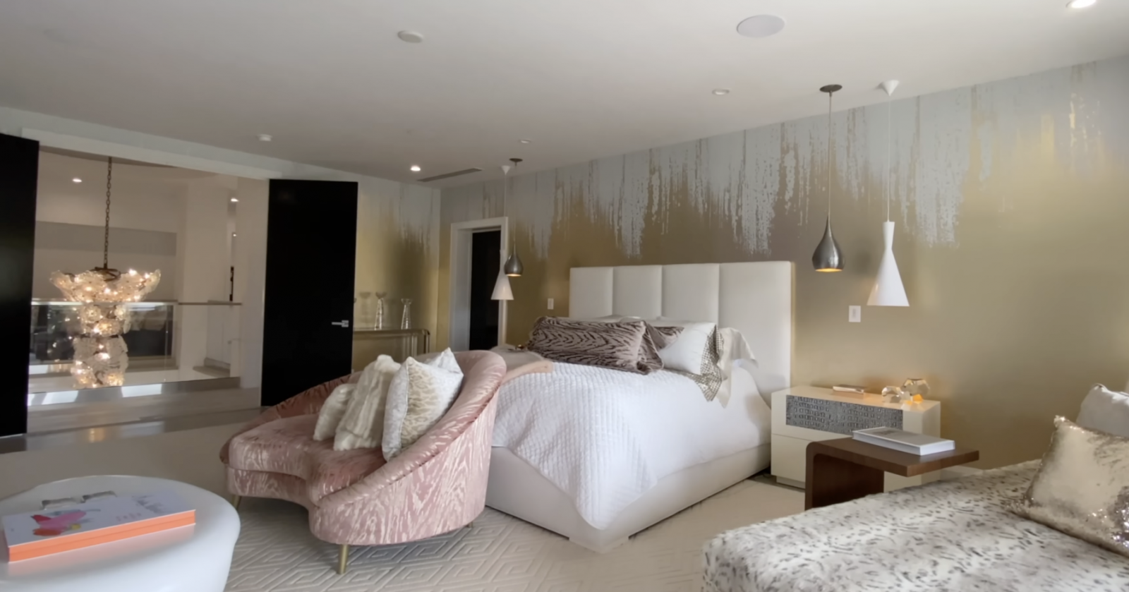 inside-messi-s-florida-estate-10-8m-10-000-sq-ft-luxury-home-tour-9