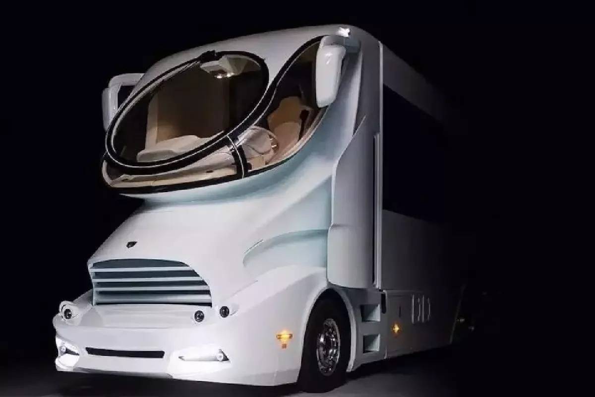 pure-luxury-the-world-s-most-expensive-motorhome-will-take-your-breath-away-de-12