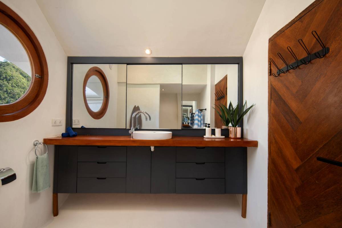 this-eco-friendly-tiny-house-is-everyone-s-dream-wait-until-you-see-the-interior-6