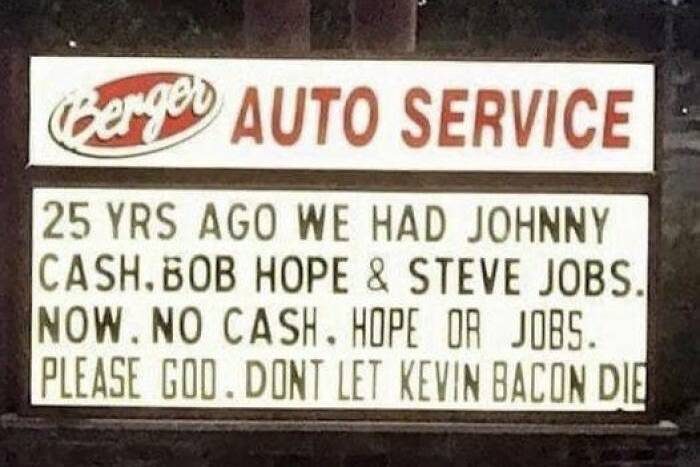 10 Unhinged Signs That Make Perfect Sense And No Sense_4