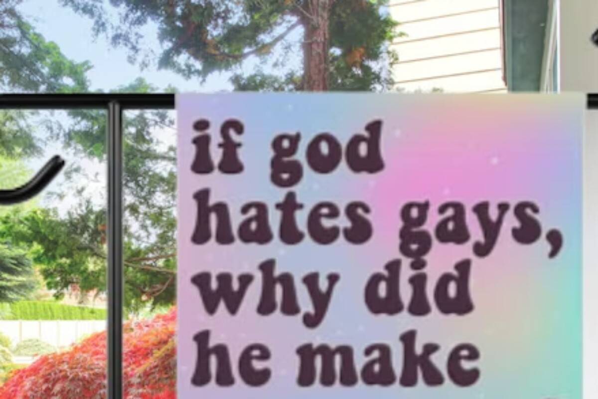 10 Unhinged Signs That Make Perfect Sense And No Sense_6