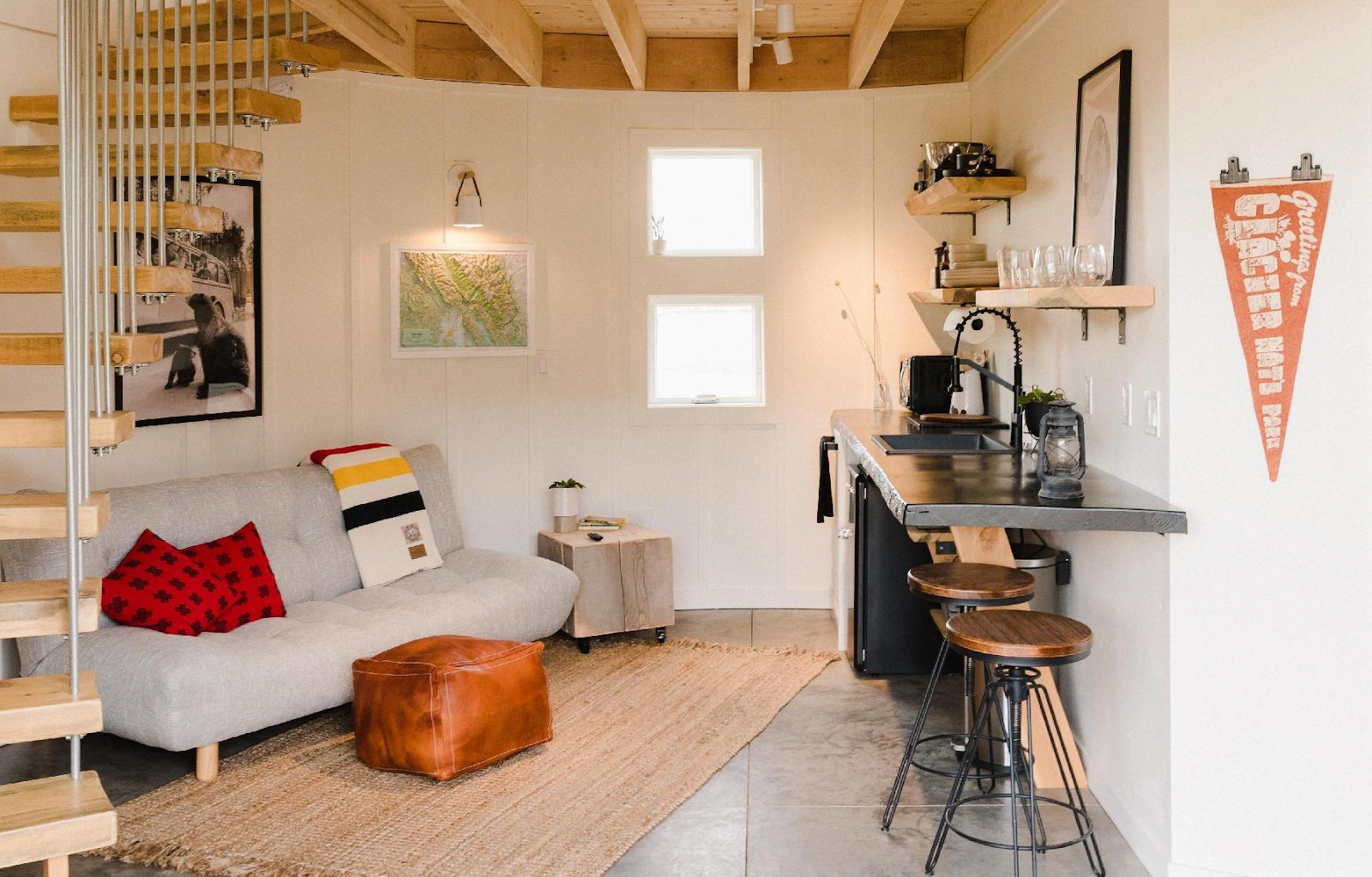 180-Square-Foot Grain Silo Turned Into Tiny Home, See Inside_2