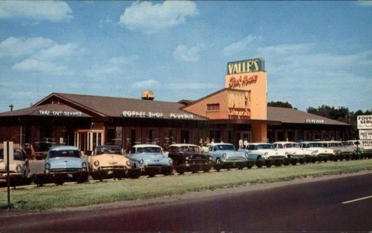 20 Defunct Restaurant Chains That Are Sorely Missed_12