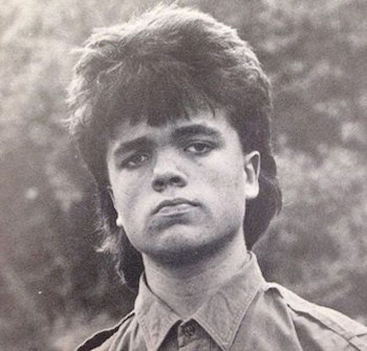 20 Rare Historical Photos Of Celebs Captured More Than Expected_7