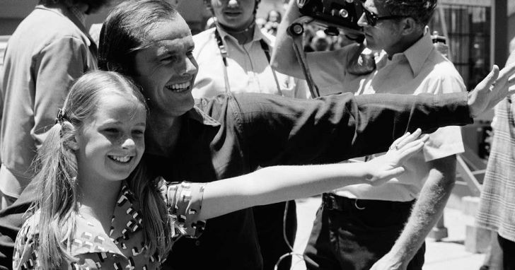20 Rare Historical Photos Of Celebs Captured More Than Expected_8