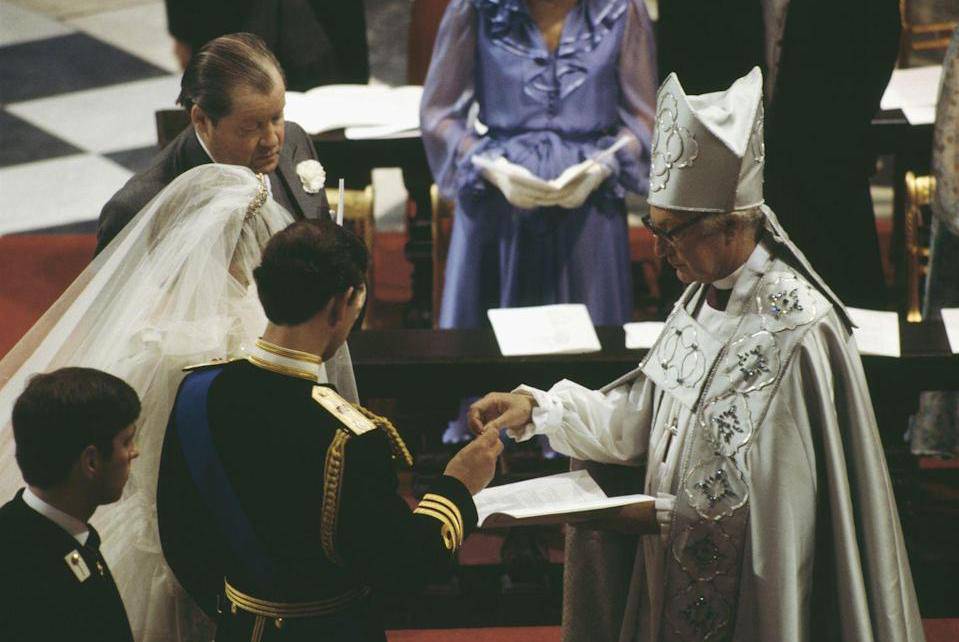 20 Vintage Photos Of Prince Charles And Diana's Wedding You've Never Seen_8