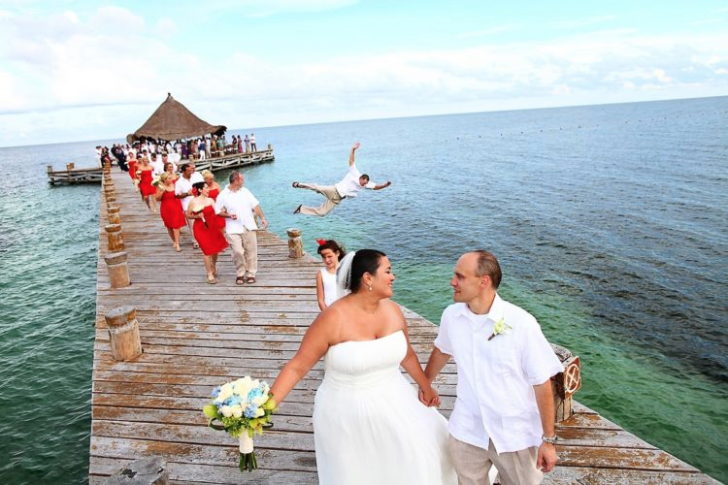 22 Wedding Photos That Went Horribly Wrong_24
