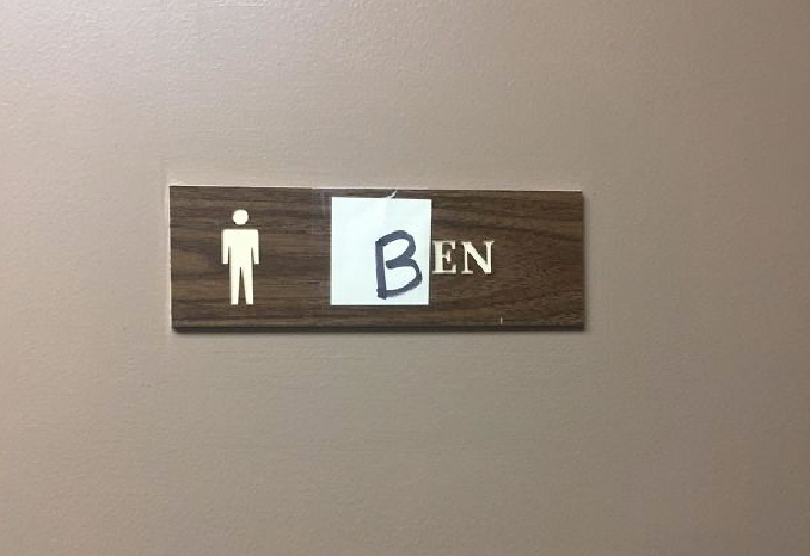 25 Office Photos That Are Too Hilarious To Miss_11