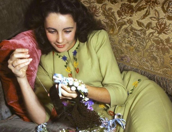 31 Rare Photos Of Elizabeth Taylor Through The Years_10