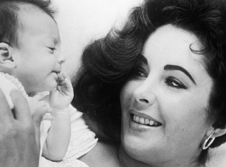 31 Rare Photos Of Elizabeth Taylor Through The Years_19