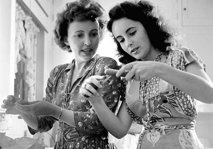 31 Rare Photos Of Elizabeth Taylor Through The Years_5