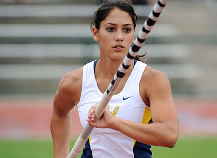 Allison Stokke Opened Up About The Viral Image That Thwarted Her Career_10
