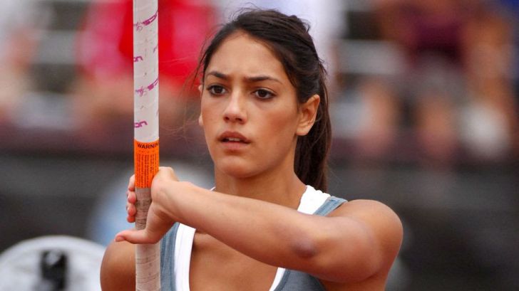 Allison Stokke Opened Up About The Viral Image That Thwarted Her Career_3
