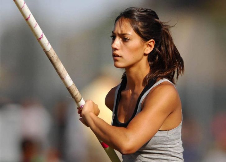 Allison Stokke Opened Up About The Viral Image That Thwarted Her Career_4