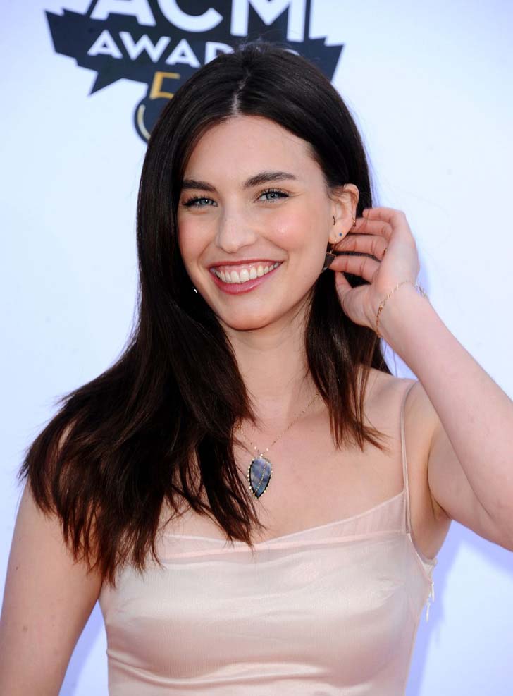 the-beauty-of-these-29-celebrity-daughters-will-drop-your-jaw_24