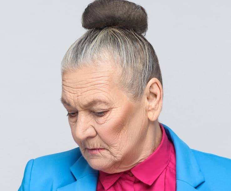 These 10 Fashion Items Will Make You Look 10 Years Older_10