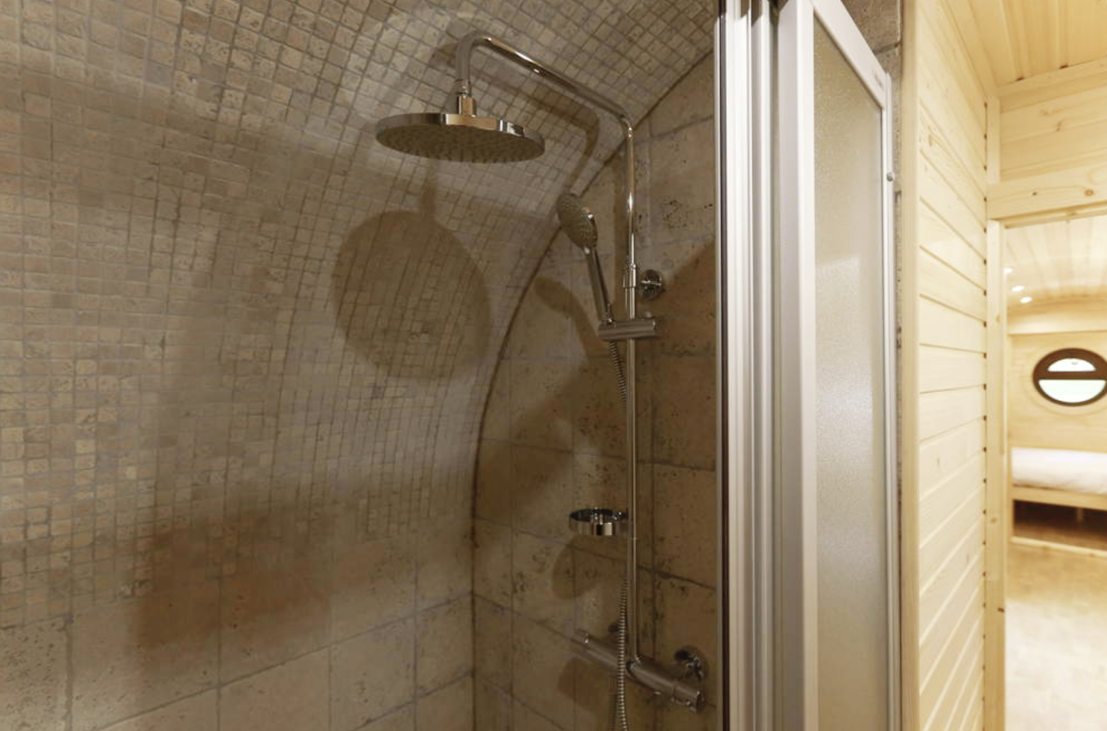 This Barrel House Is Only 15 Sqm, But Wait Till You Step Inside!_6