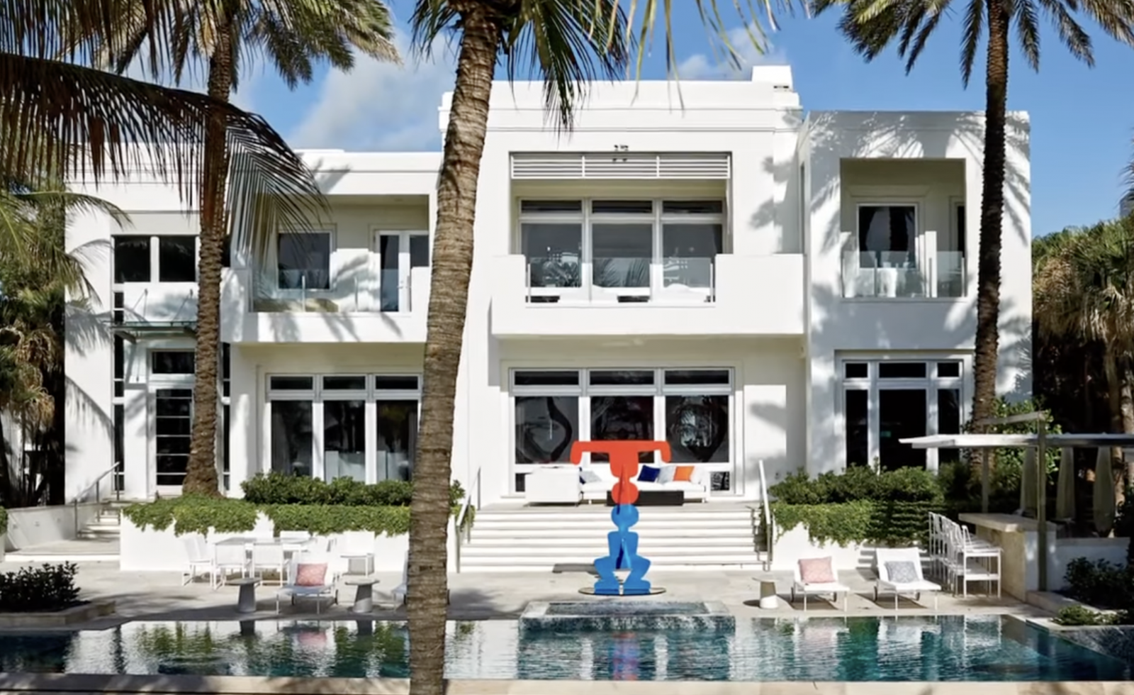 tour-tommy-hilfiger-s-27m-14-000-sq-ft-miami-beach-estate-2