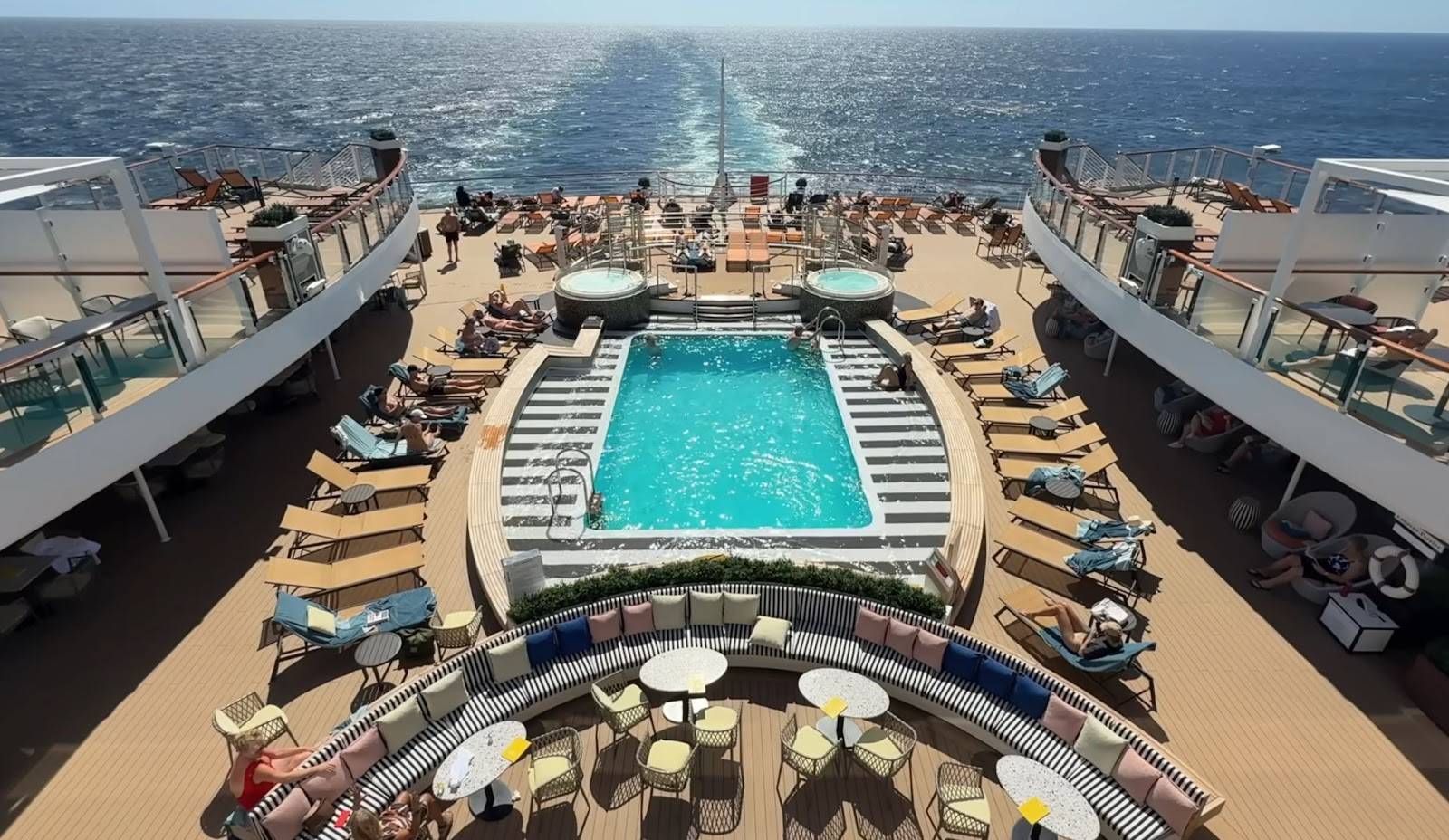 unveiling-the-26k-queen-anne-luxury-cruise-experience-14